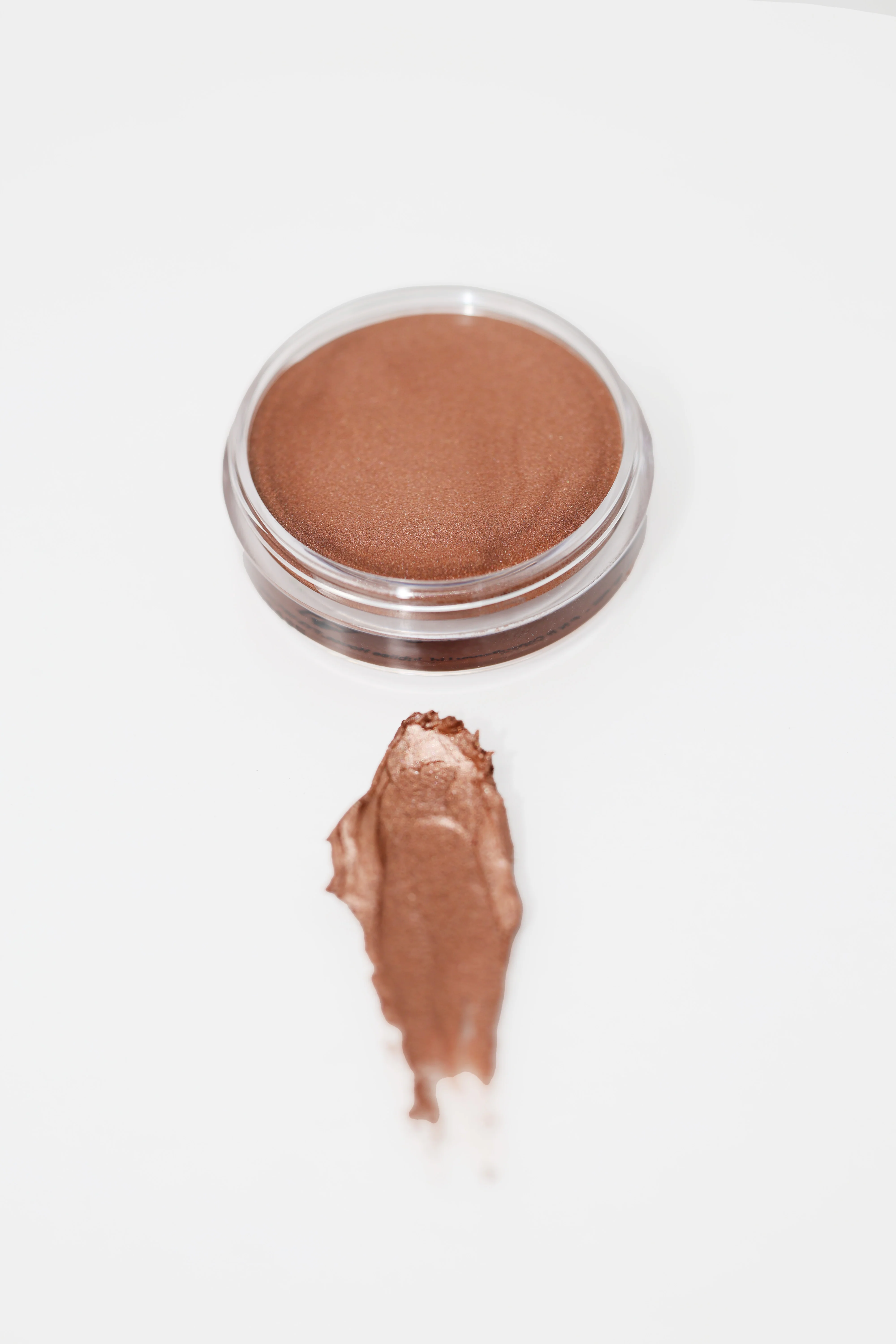 Summer Lights Illuminating Balm - Image 8
